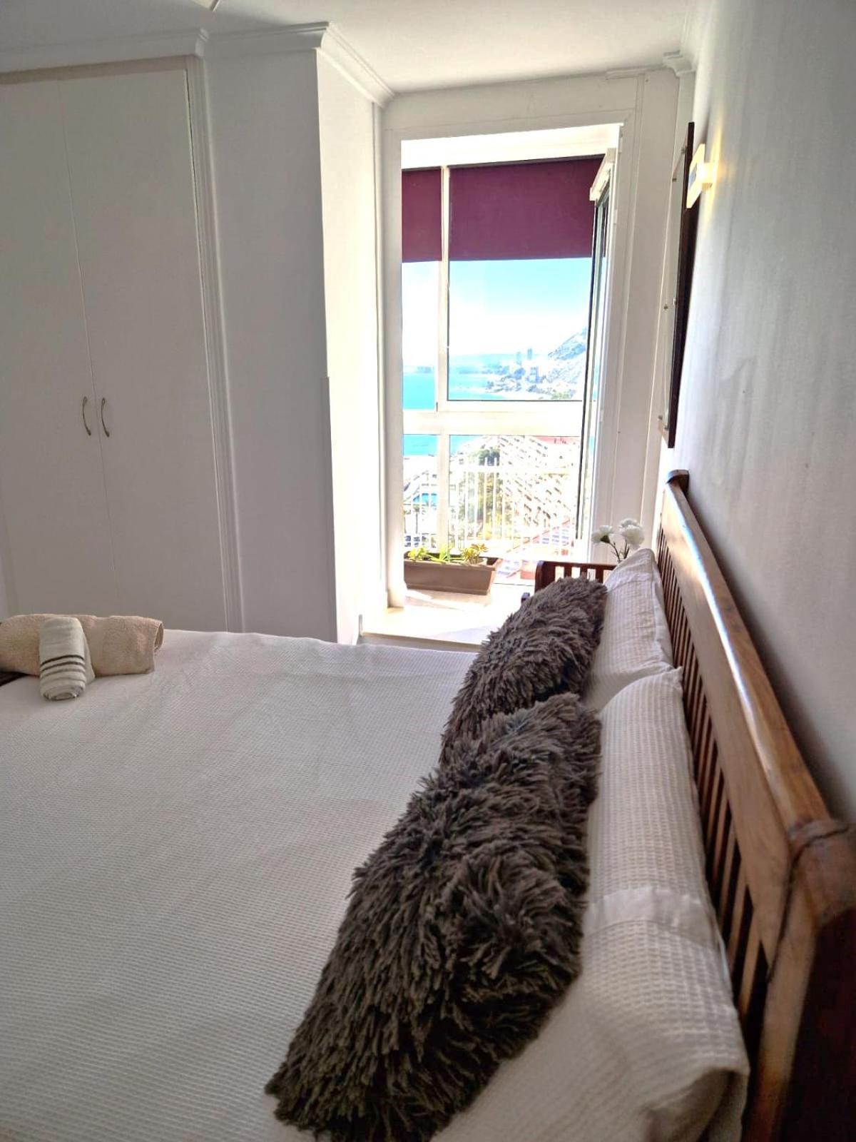 Vistas Al Mar. Gran Salon. Playa A 1 Minuto. Wifi Apartment Alicante Bagian luar foto