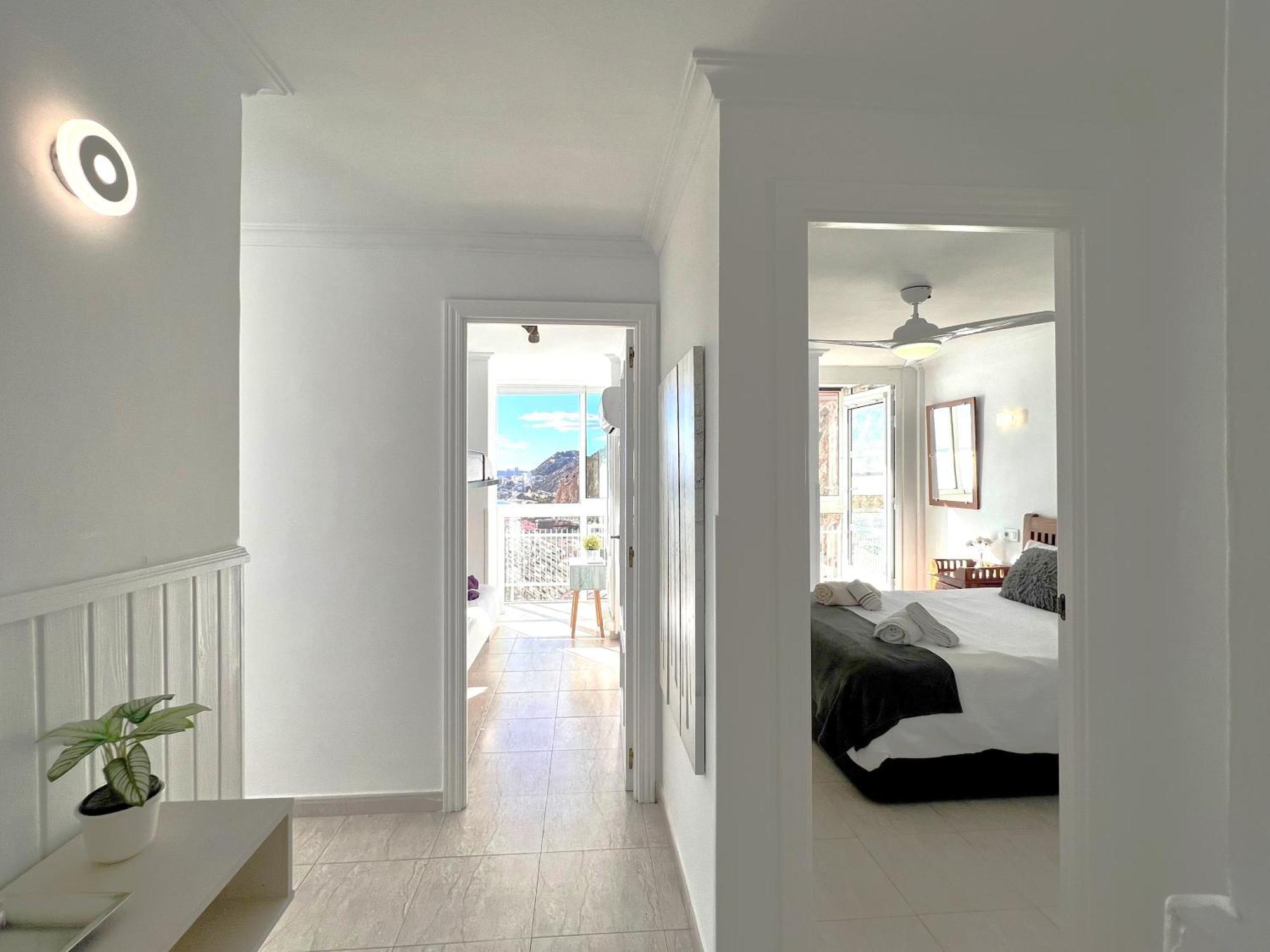 Vistas Al Mar. Gran Salon. Playa A 1 Minuto. Wifi Apartment Alicante Bagian luar foto
