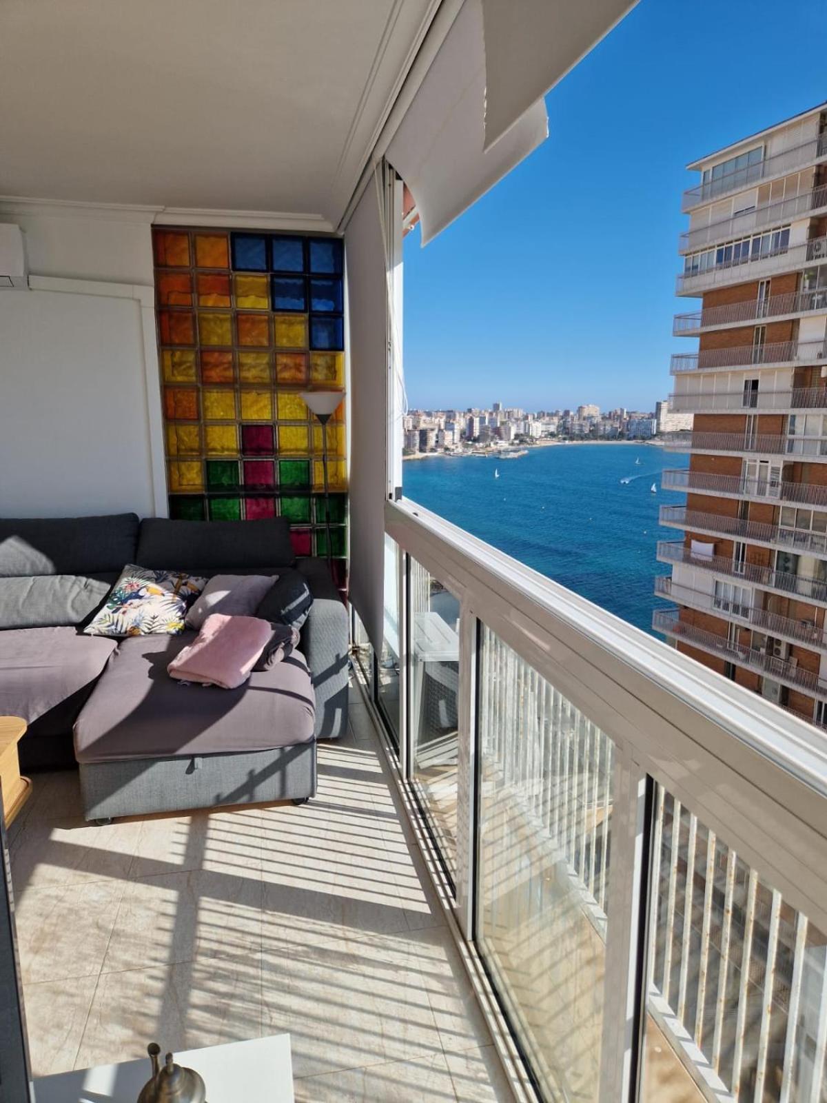 Vistas Al Mar. Gran Salon. Playa A 1 Minuto. Wifi Apartment Alicante Bagian luar foto